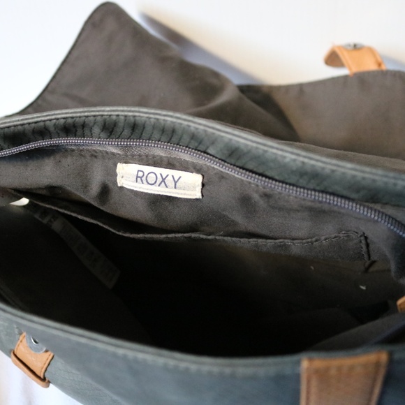 ROXY Messenger Bag Satchel Shoulder Bag Grey & Tan Polyurethane Faux Snakeskin - Picture 6 of 8